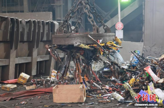 1029ͨNǷƷF(xin)(chng)]] z