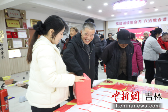 񅢼ӻ(dng)F(xin)(chng) ʯί/D