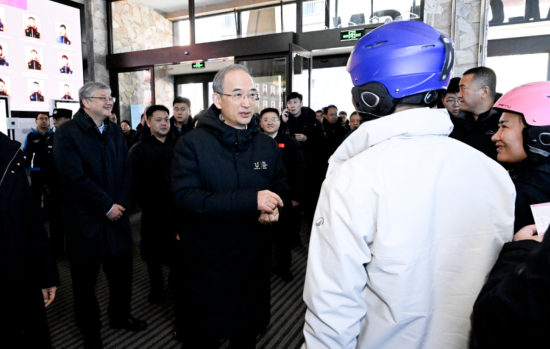 1122ʡ2025-2026ѩ_ߵ31üFڡѩ(ji)_Ļʽڼɻȼم^(q)eʡίӛSѩߴdcʡοHн