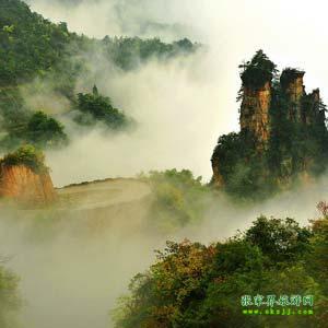 【喜樂拼團(tuán)線路】張家界、寶峰湖、天門山、天子山、猛洞河漂流三晚四日游